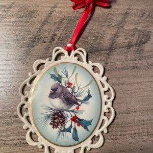 Lenox Holiday Ornament Winter Greetings Dark Eyed Junco.